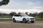 Volvo V60 D4 Cross Country 2019 года (UK)